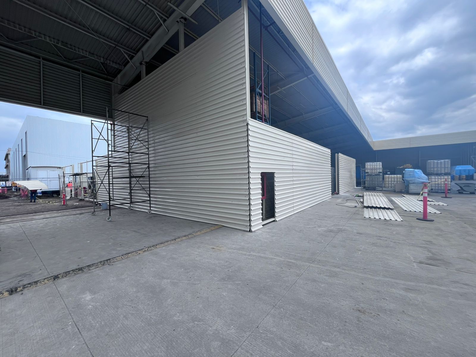 Impermeabilizacion y Laminado de Nave Industrial